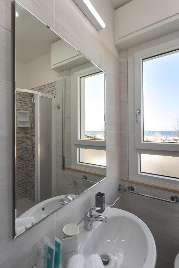 Hotel Dolcevita Cesenatico Luaran gambar