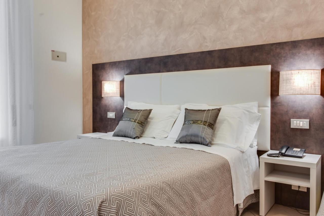 Hotel Dolcevita Cesenatico Luaran gambar