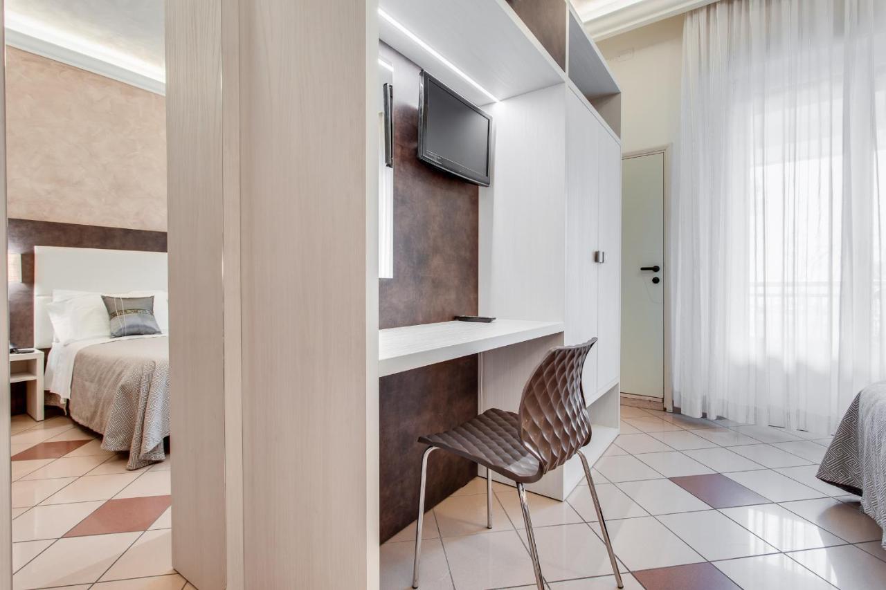 Hotel Dolcevita Cesenatico Luaran gambar