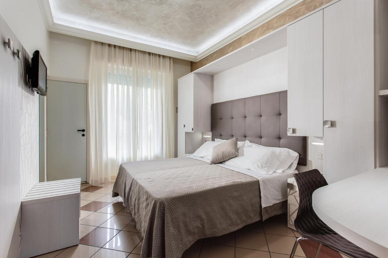 Hotel Dolcevita Cesenatico Luaran gambar