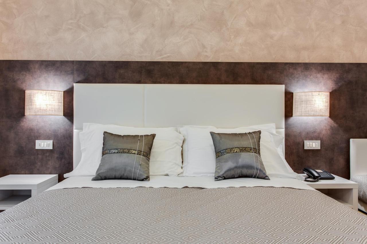 Hotel Dolcevita Cesenatico Luaran gambar
