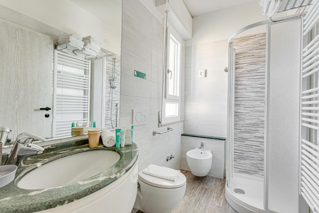 Hotel Dolcevita Cesenatico Luaran gambar