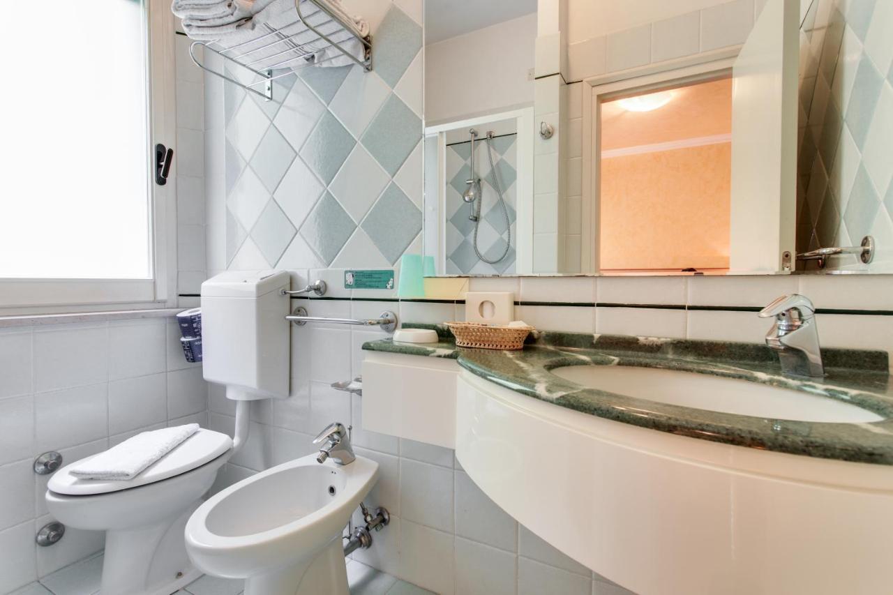 Hotel Dolcevita Cesenatico Luaran gambar