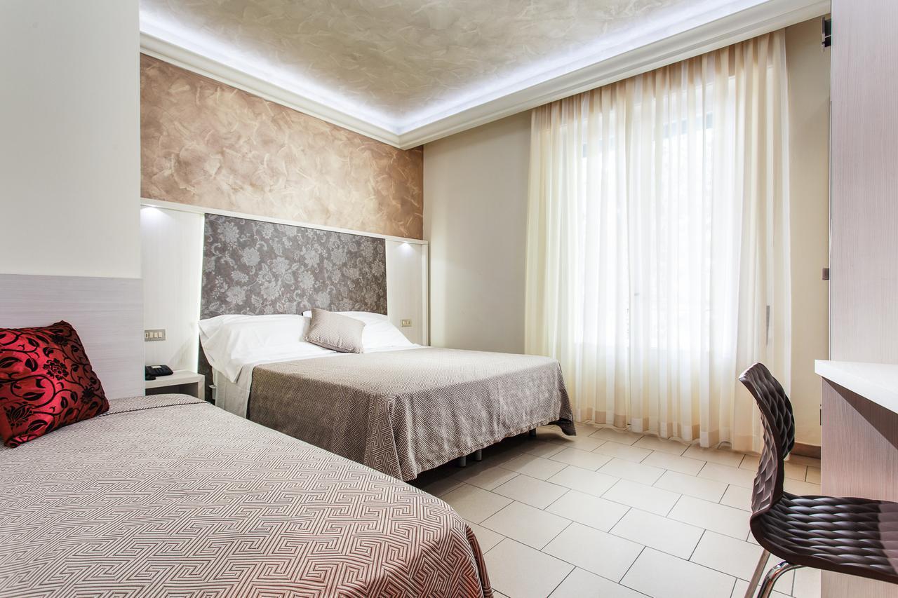 Hotel Dolcevita Cesenatico Luaran gambar