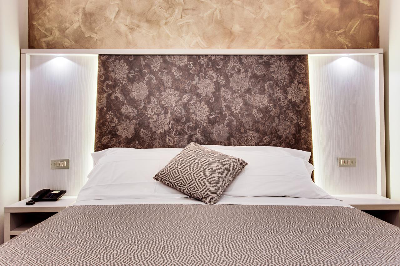 Hotel Dolcevita Cesenatico Luaran gambar